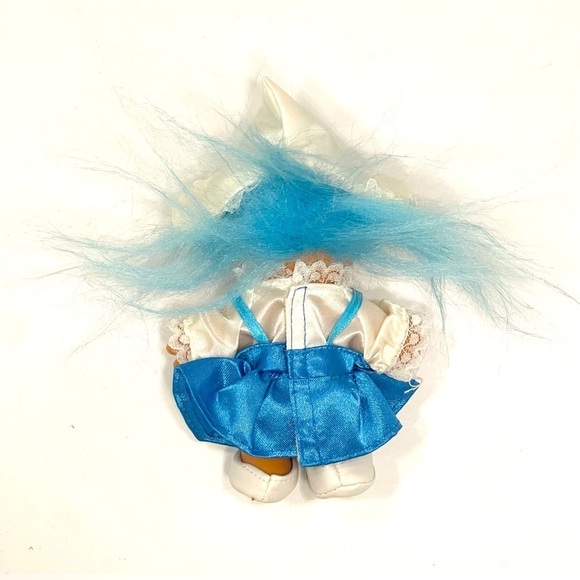 Russ Holland Troll My Lucky Trolls Around the World Light Blue Hair Netherlands - Picture 6 of 6
